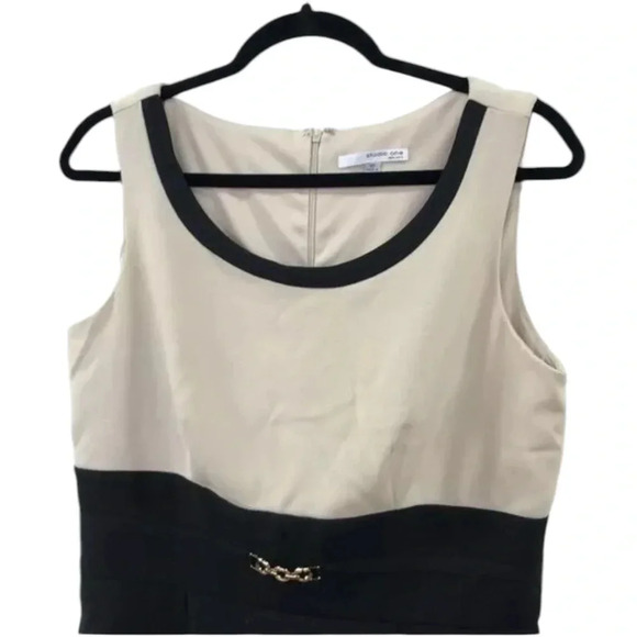 Studio One New York Modern Cut Gold Chain Detail Dress Size 12 - Picture 3 of 6